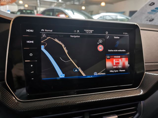 T-Cross R-Line 1.5 l TSI DSG *ACC*Navi*AHK*APP*