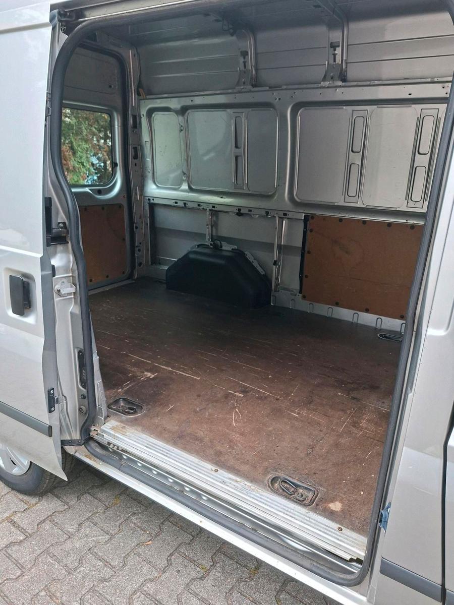 Ford Transit 2010 — photo 7