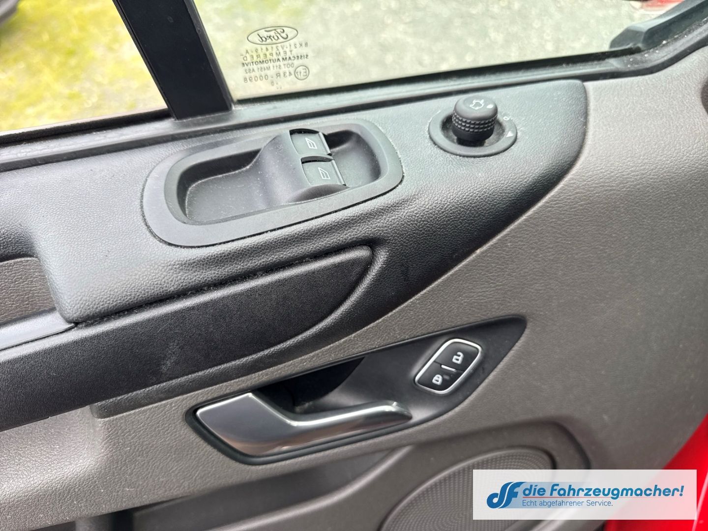 Fahrzeugabbildung Ford Transit Custom Tourneo 320 L1 Trend *9124 *EXPOR