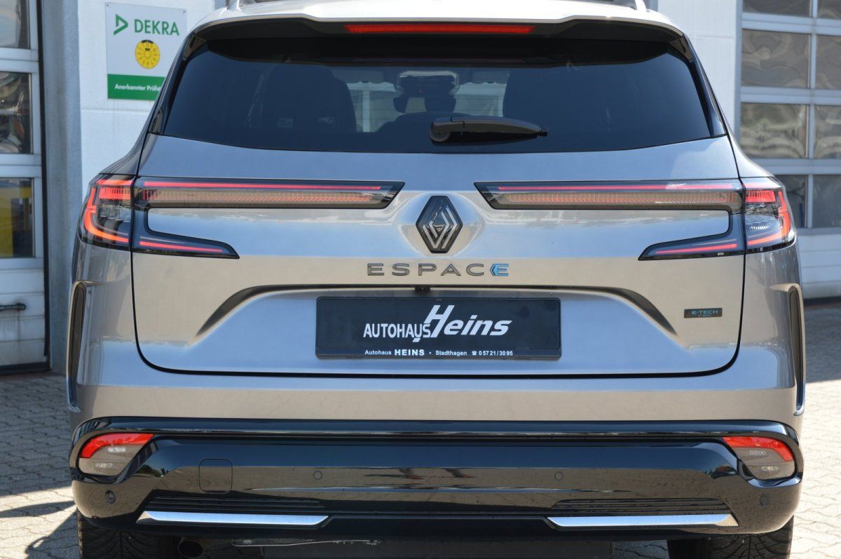 Fahrzeugabbildung Renault Espace VI   Esprit Alpine E-Tech Hybrid Panorama
