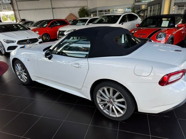Fahrzeugabbildung Fiat 124 Spider Lusso KLIMA KEYLESS NAV RFK SHZ ALU