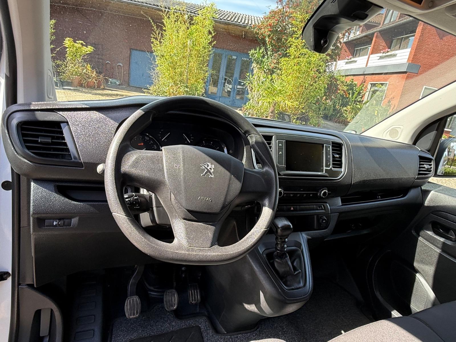 Peugeot Expert APP KLIMA AHK EINPARK Wenig KM MwSt ausw!