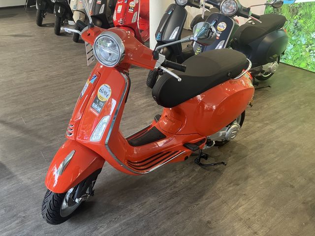 Vespa Primavera 50 E5+ ARANCIO IMPULS