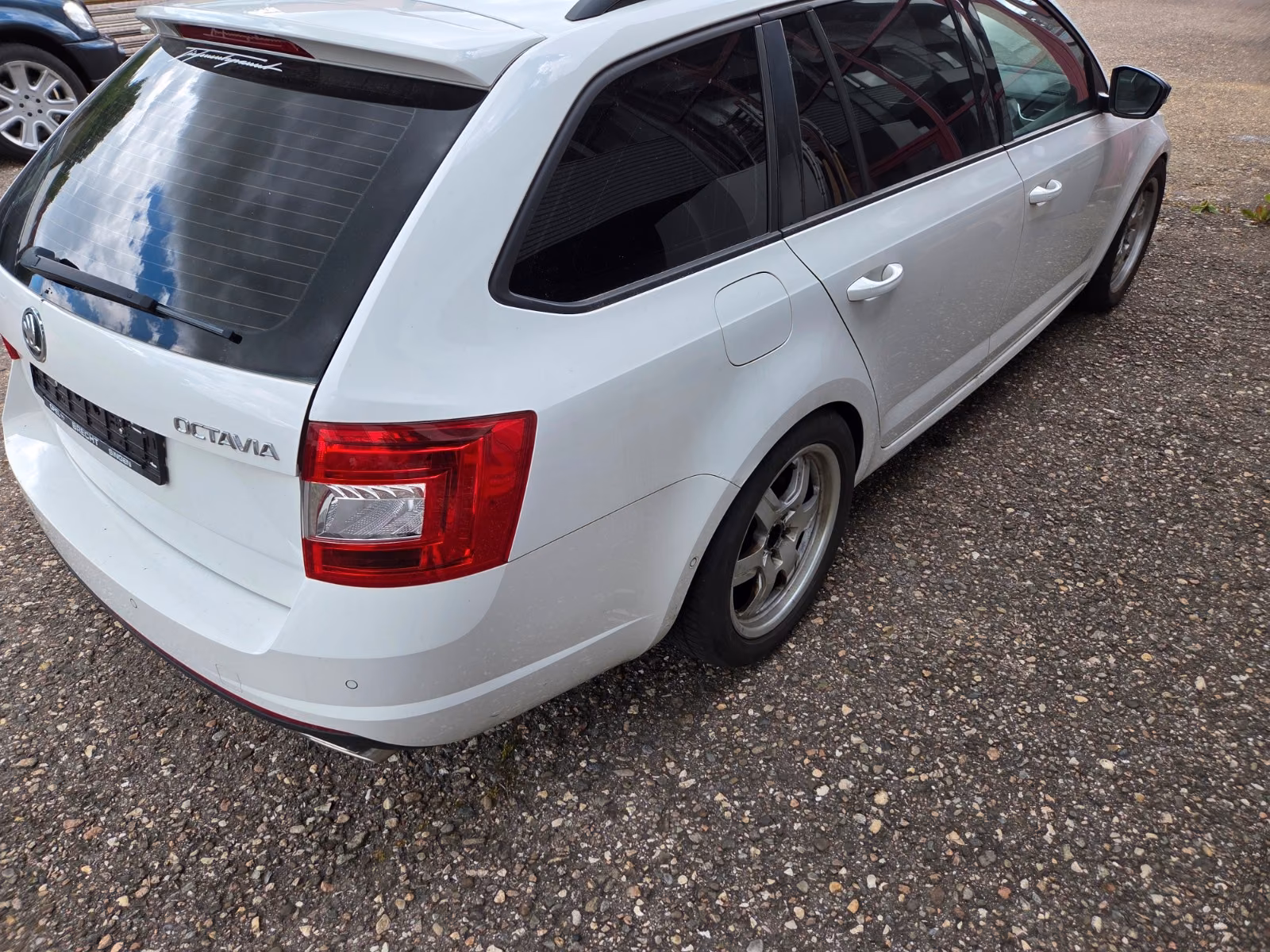 Skoda Octavia 2014 — фото 5