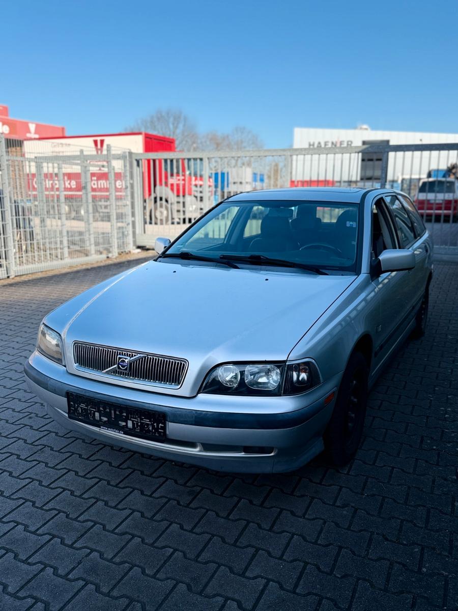 Volvo V40 1.6 Tüv Neu Servo Klima Kombi
