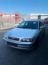 Volvo V40 1.6 Tüv Neu Servo Klima Kombi - Volvo Gebrauchtwagen von 2000
