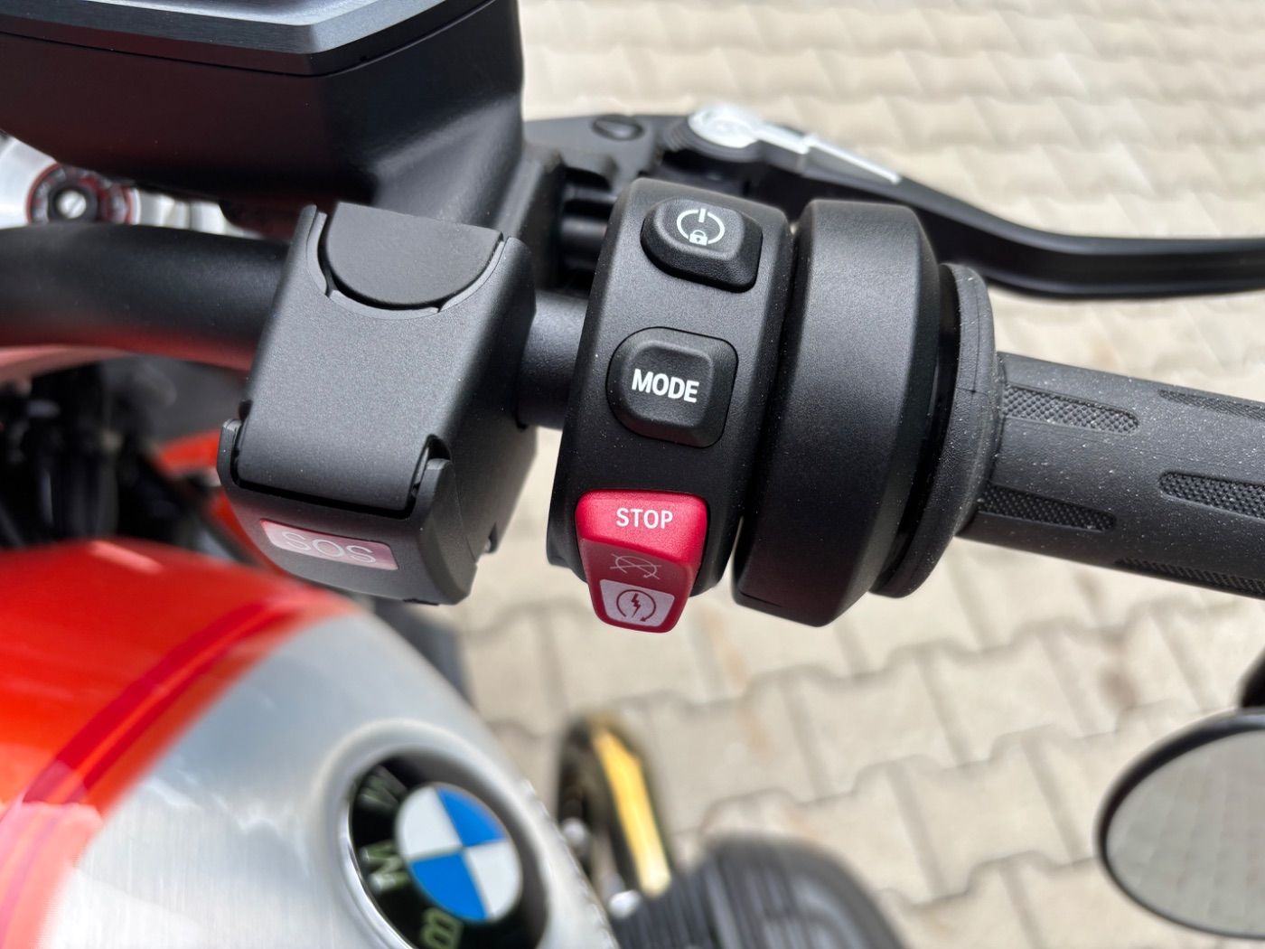 Fahrzeugabbildung BMW R 12 S