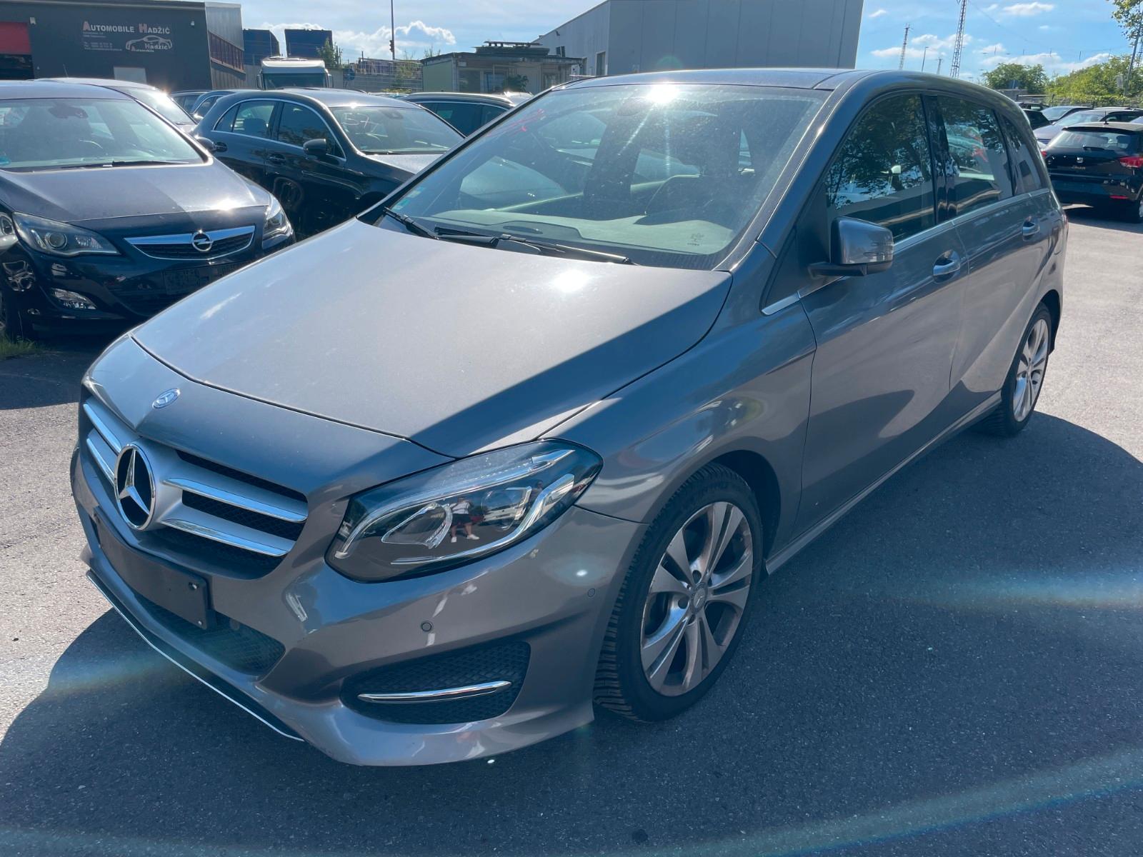 Mercedes-Benz B 200 B B 200 Score*PANORAMA*