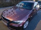 BMW Ein BMW 3er mit 110 kW (150 PS) - BMW aus 2006: 3er