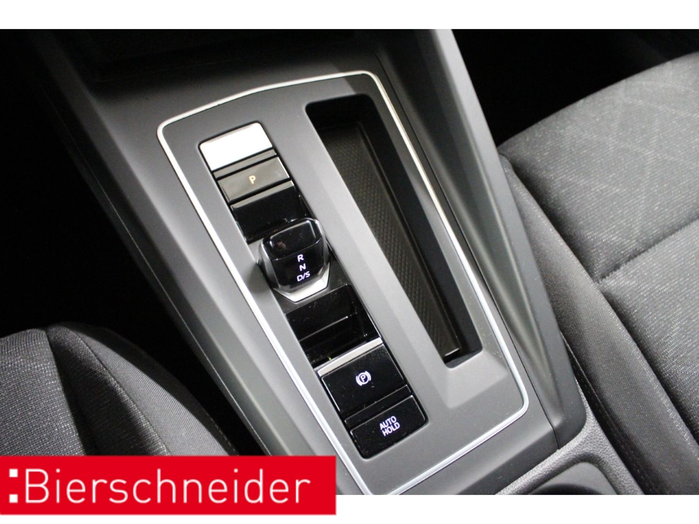 Volkswagen Golf - Bild 9
