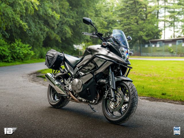 Honda Crossrunner VFR800X 'Seitenkoffer'