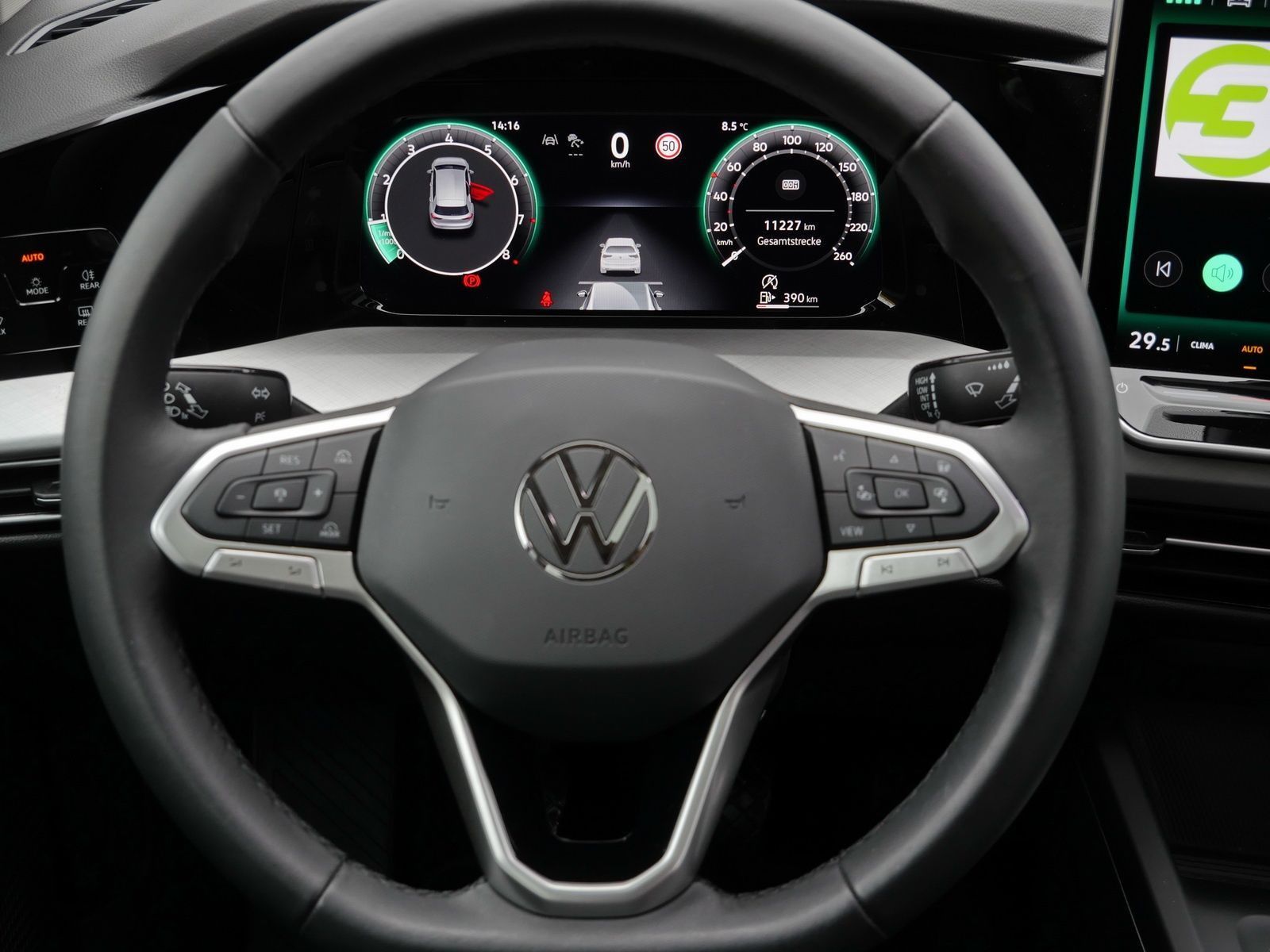 Volkswagen Golf - Bild 9