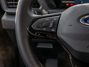 Ford Tourneo Connect 2.0 Trend Spurhalteassi. Navi