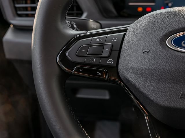 Ford Tourneo Connect 2.0 Trend Spurhalteassi. Navi