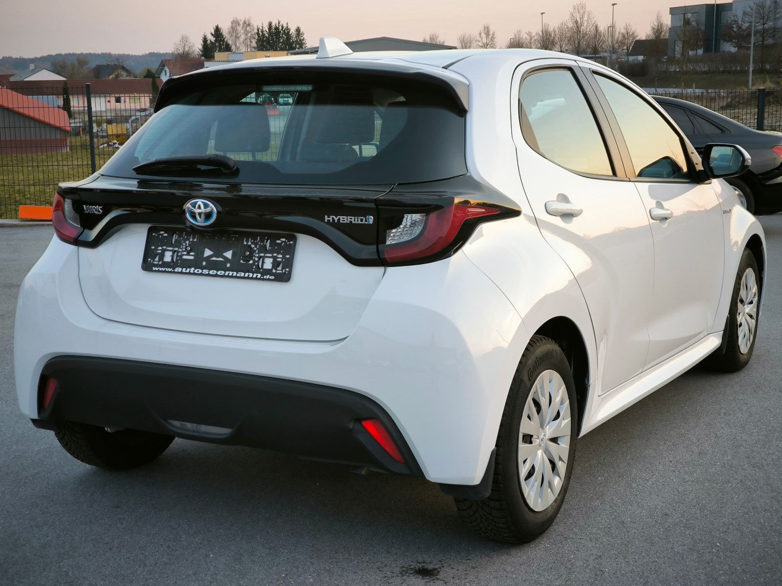 Toyota Yaris 1.5 Hybrid Aut. Comfort*Kamera*Navi*Tempo imagem 3