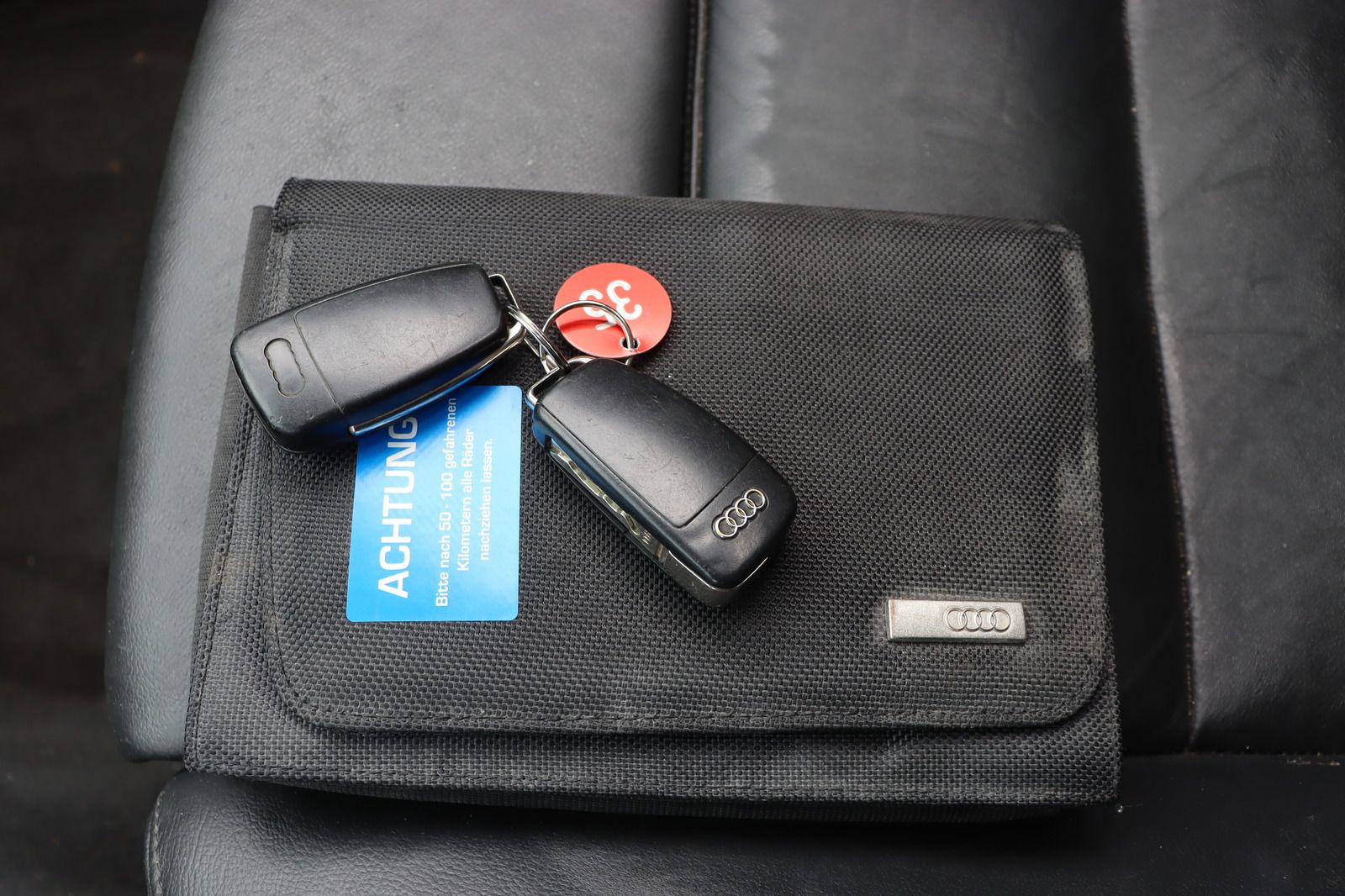 Fahrzeugabbildung Audi A6 3.0 TDI quattro Avant S-line * Navi * Memory