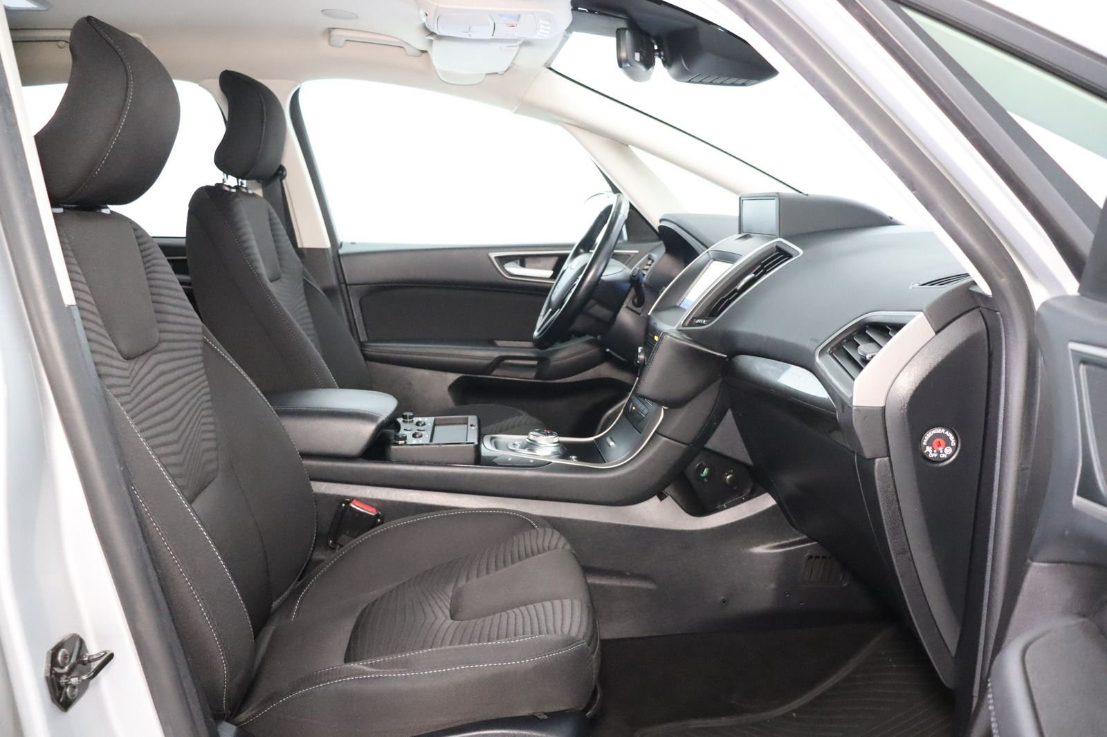 Fahrzeugabbildung Ford S-MAX * Navi * Bi-Xenon * PDC