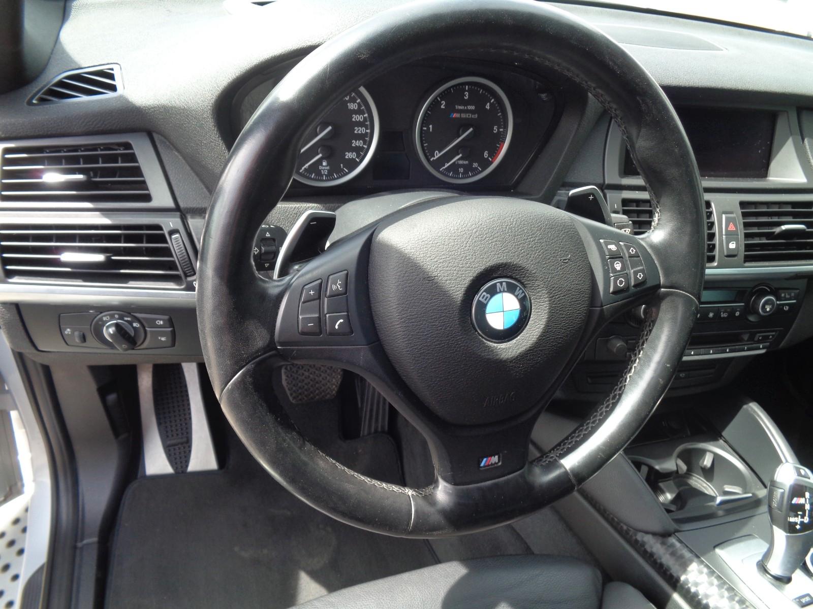 BMW X6 M50d 3.0 6 cyl. 381 ch BVA xDrive / M Sport / Affichage tête haute / Caméra 360° / Sièges ventilés