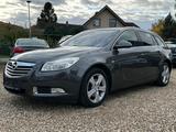Opel Insignia 2.0CDTI Sport 160PS Scheckheft SHZ Navi - Opel Insignia 160 ps mit Diesel-Antrieb