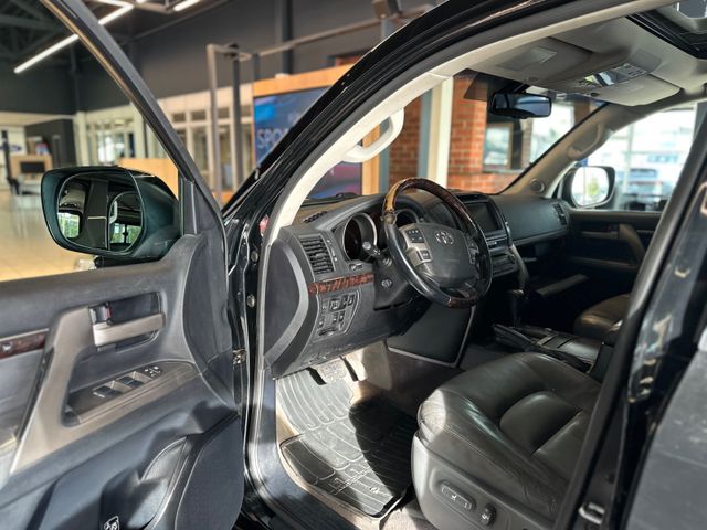 Toyota Land Cruiser 200 Executive