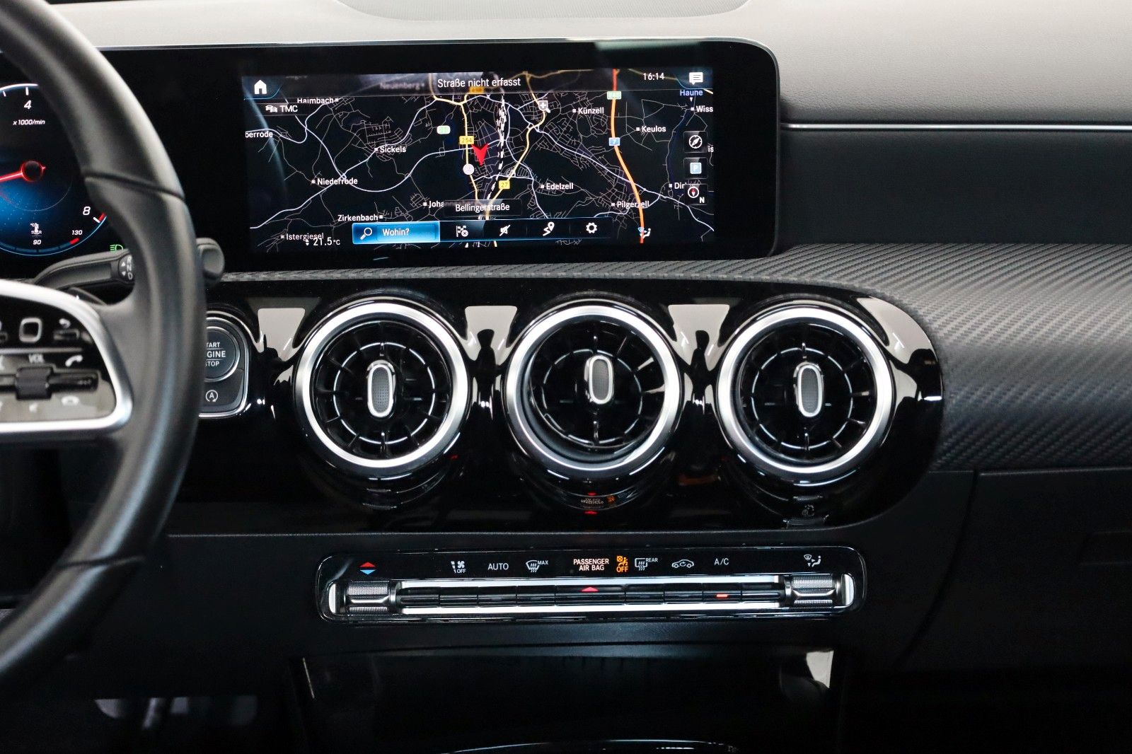 Fahrzeugabbildung Mercedes-Benz CLA 200 Coupè, Navi, LED, SH, Kamera, Widescreen