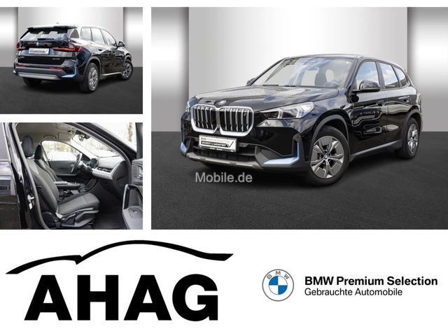 BMW iX1 xDrive30 Head-Up Adaptives Fahrwerk