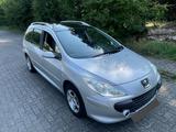 Peugeot PEUGEOT 307 SW 7 Platz PANORAMADACH TÜV NE... - Peugeot 307: SW