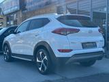 Hyundai Tucson Style 2WD Aut.-4xShz-Navi-R.Cam-Ass.Paket - Hyundai TUCSON in Mannheim