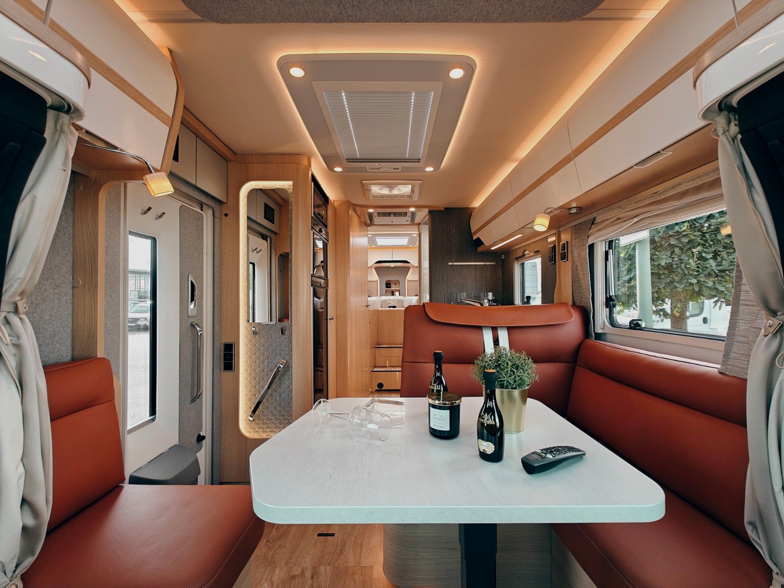 Fahrzeugabbildung HYMER / ERIBA / HYMERCAR B - KLASSE ML T 780 X - SANSIBAR® LTD. PTS MAGNO