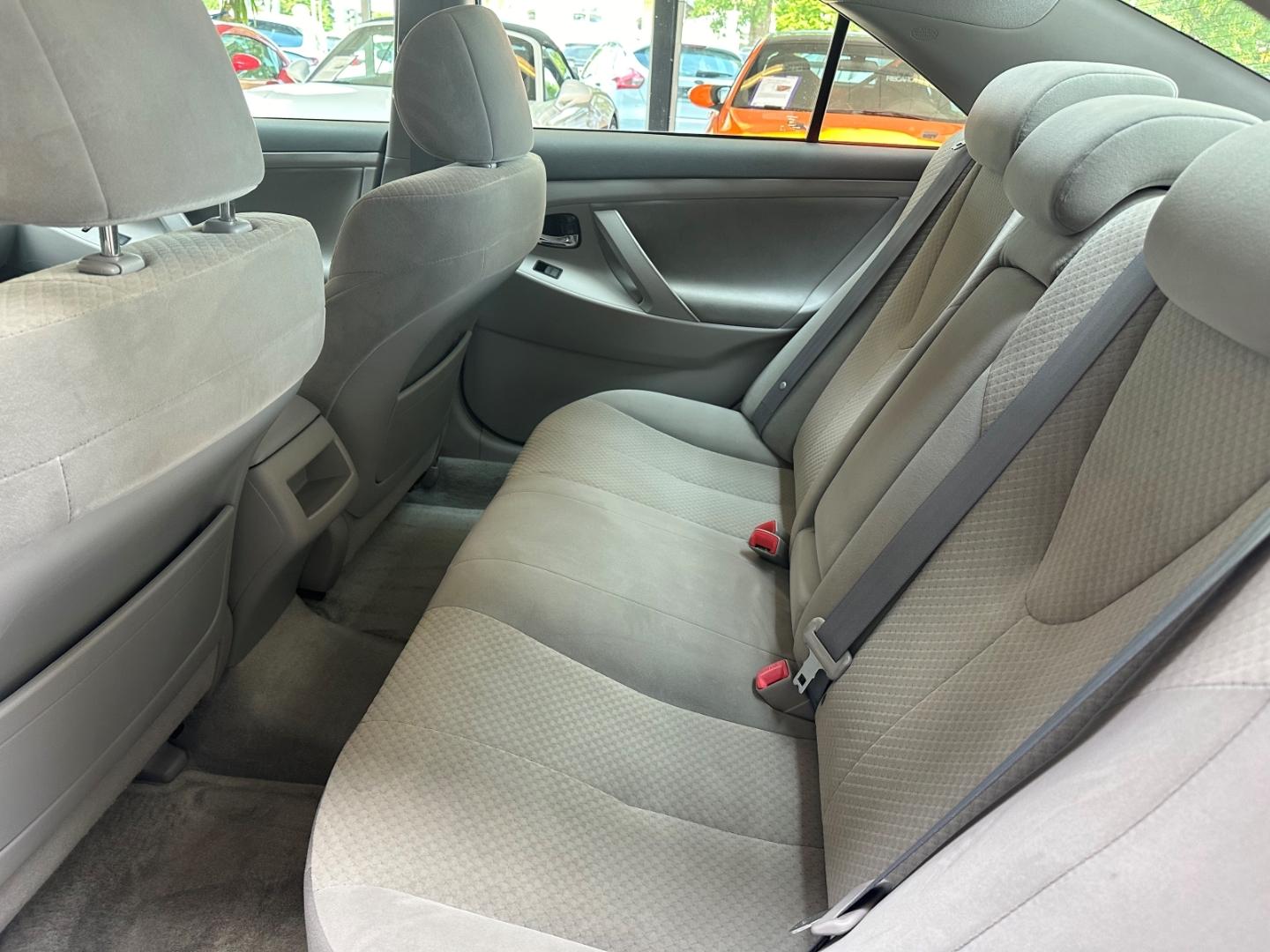 Toyota Camry 2.4 Automatik Scheckheft Klima Garantie TÜ
