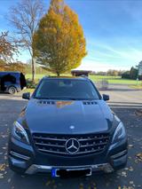 Mercedes-Benz ML 350 BlueTEC 4MATIC - - Mercedes-Benz ML 350: 4matic