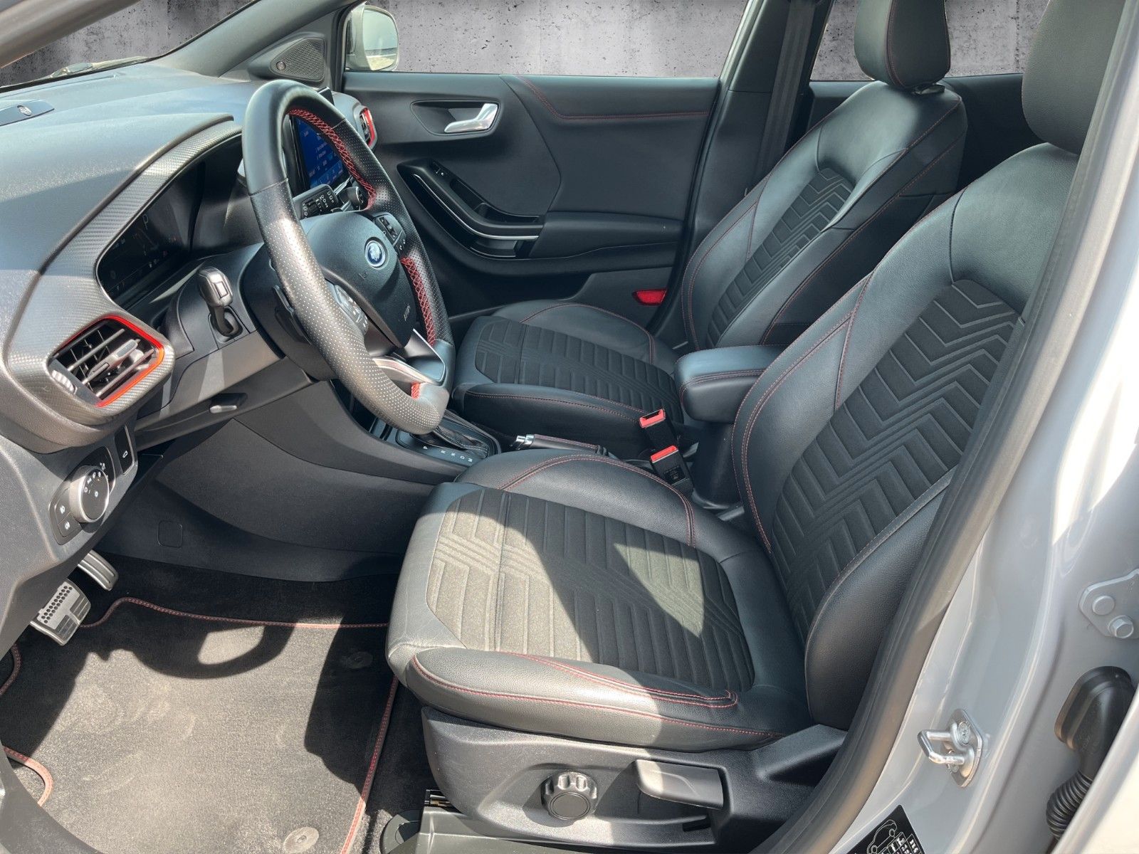 Fahrzeugabbildung Ford Puma ST-Line