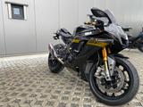 Yamaha YZF-R1M *Golden Version* Vollcarbon* Nummeriert* - YAMAHA R1M