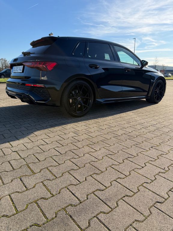 Image of Audi RS3