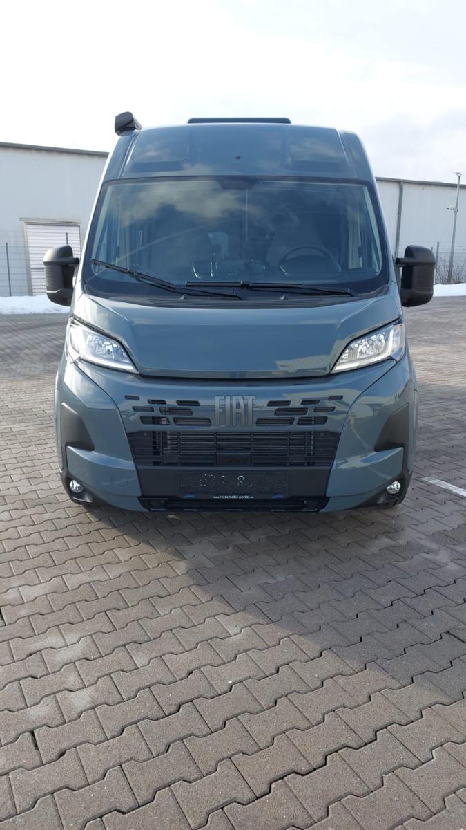 Carado pro CV 602 Längsbetten / Rahmenfenster / PRO