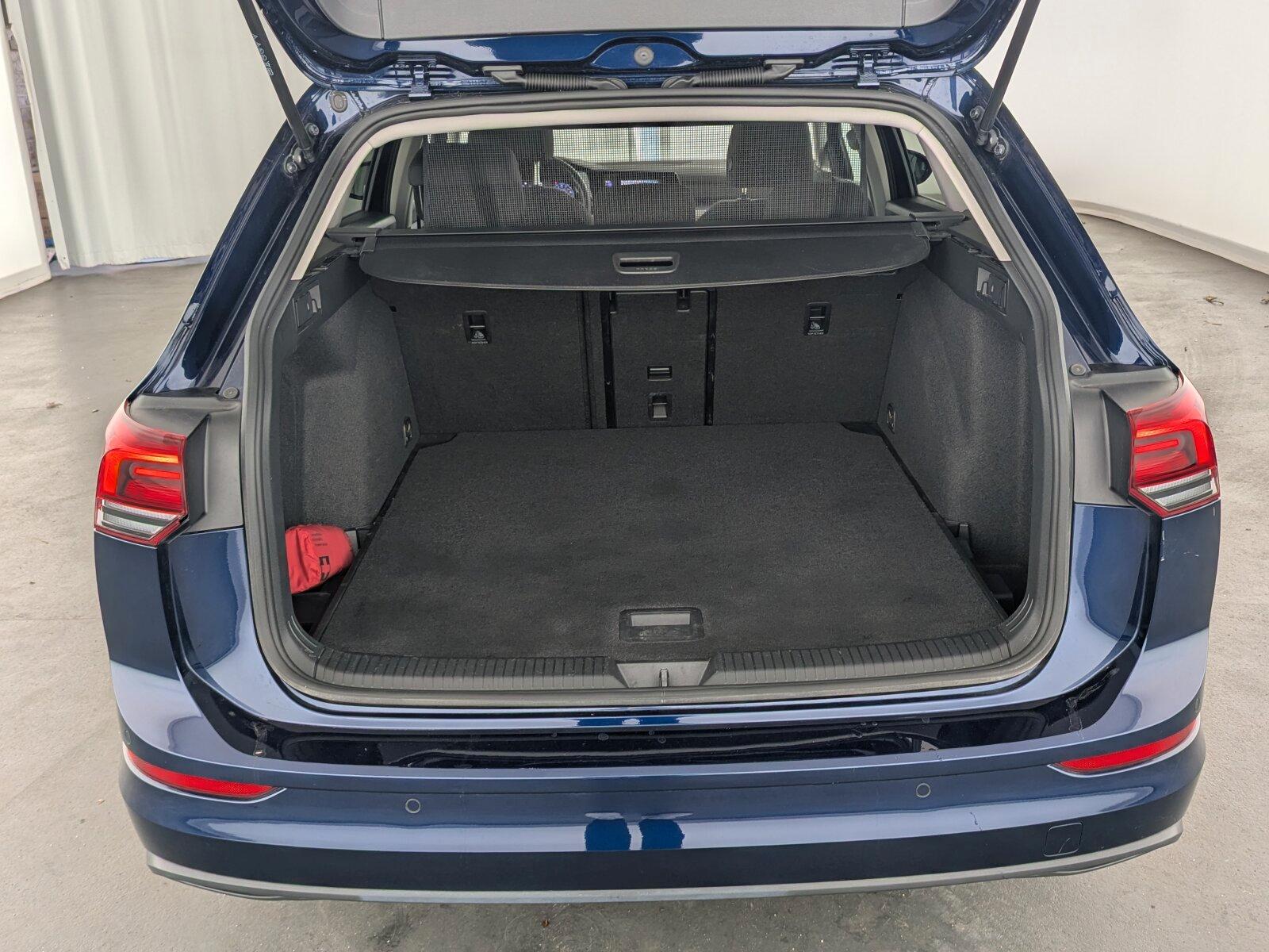 Volkswagen Golf VIII 1.5 eTSI Life OPF LED+NAVI+AHK+ACC+RFK, миниатюра 9