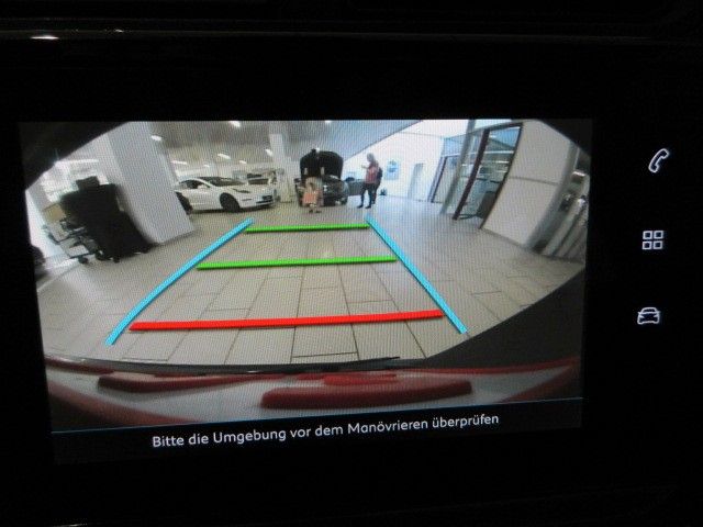 Fahrzeugabbildung Citroën C3 Shine Pack 1.2T LED/NAVI/PDC+CAM/ALU/DAB