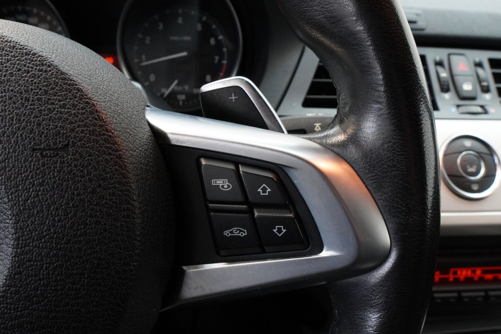 Fahrzeugabbildung BMW Z4 Roadster sDrive 20i *Automatik*