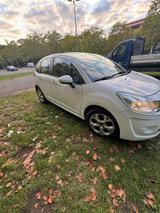 Citroën C3 e-HDi 90 Exclusive  - Citroën C3 mit Halbautomatikschaltung