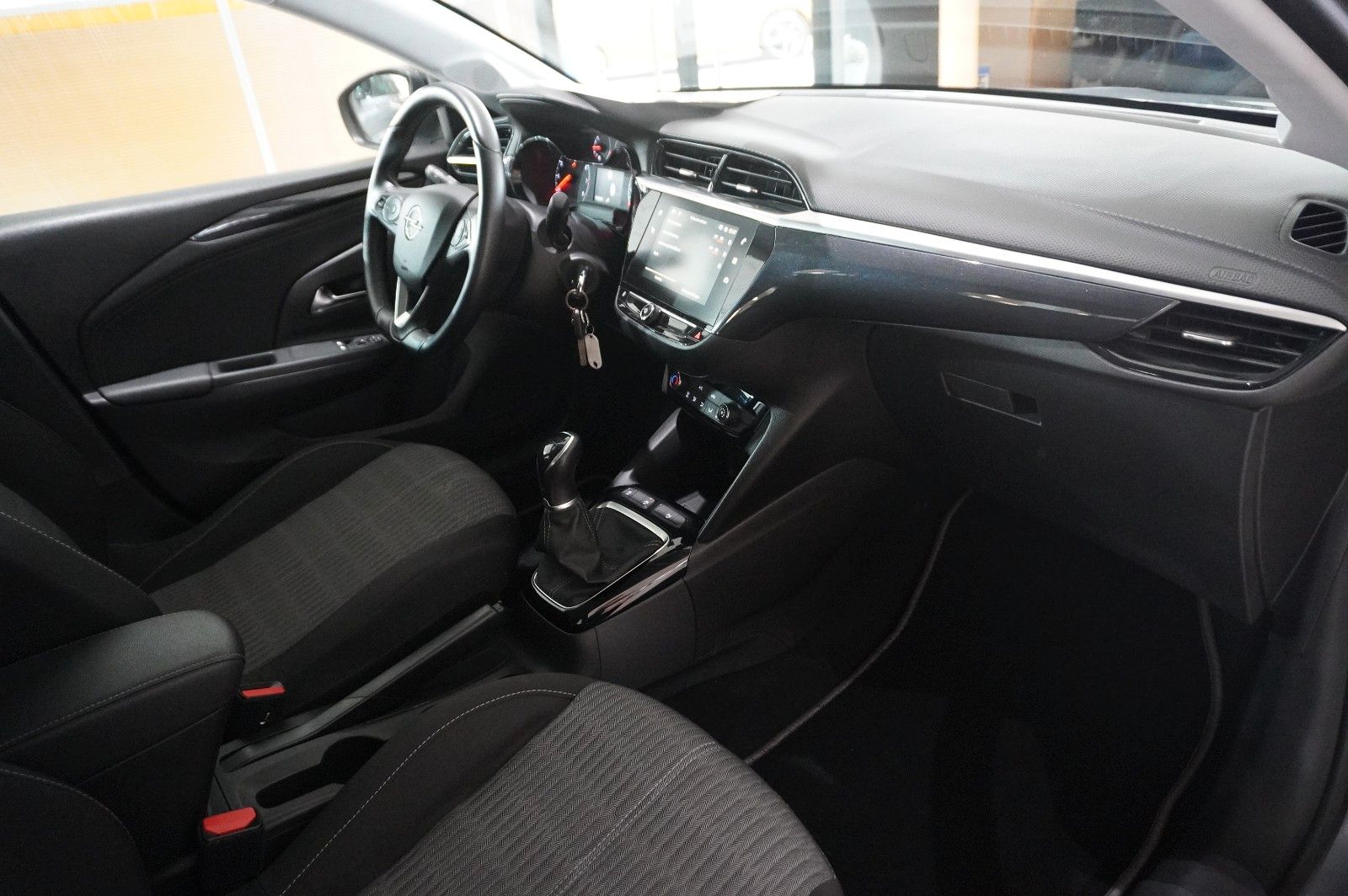 Fahrzeugabbildung Opel Corsa F 1.2 ELEGANCE NAVI/LED/TEMP./SPORT/DAB+