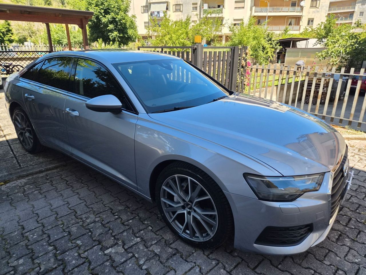 Audi A6 35 2.0 TDI S tronic Business Plus imagem 2
