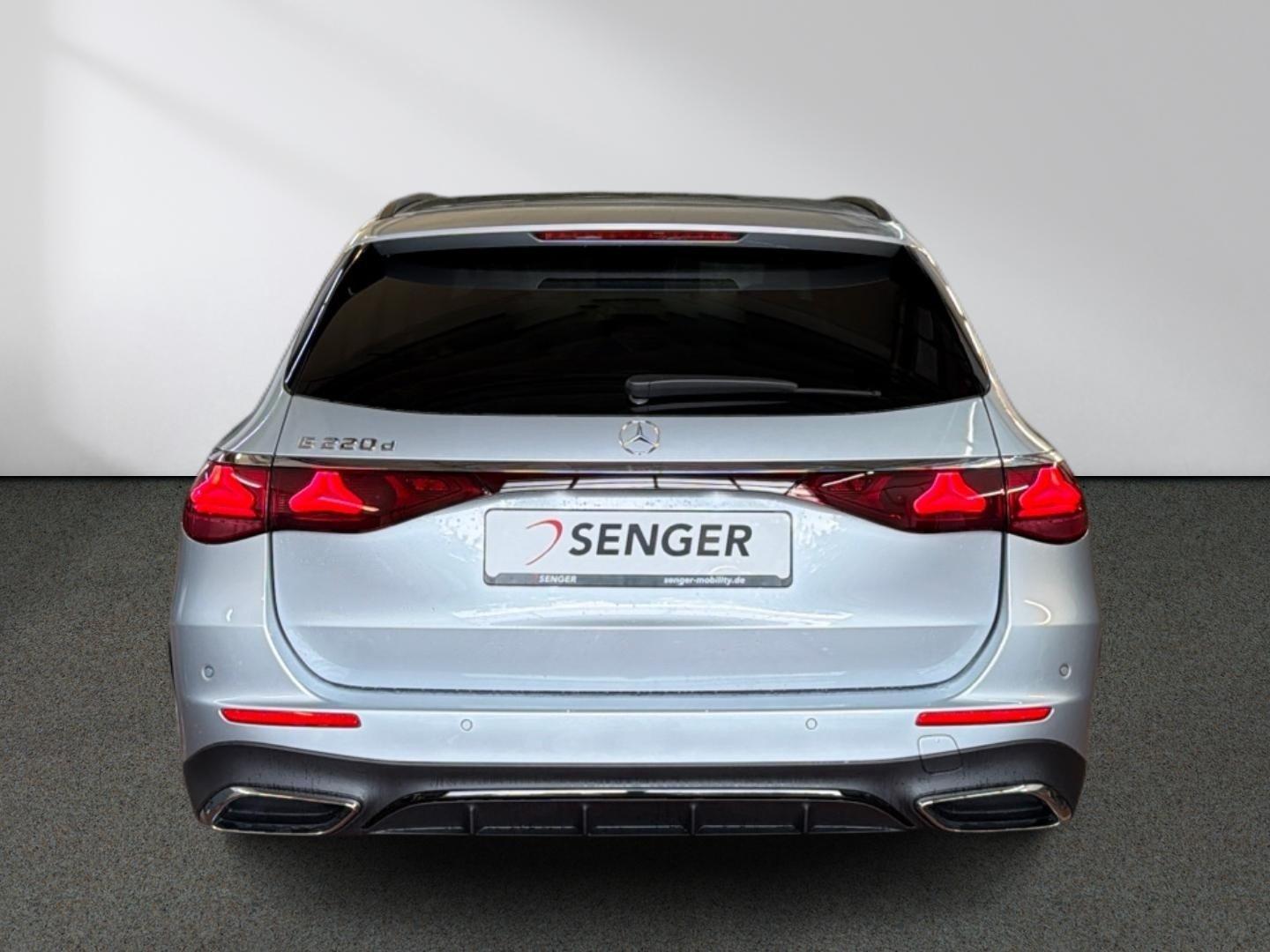 Mercedes-Benz E 220 d T AMG Night Pano DigitalLight 360°K. AHK