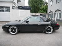 996