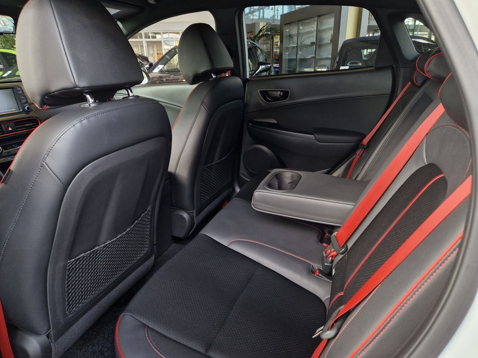 Fahrzeugabbildung Hyundai KONA Style 4WD LED NAVI ALU