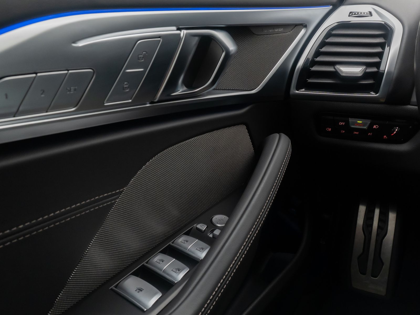 Fahrzeugabbildung BMW M850i xD Cabrio Individual SoftCl 360° Laser 20"