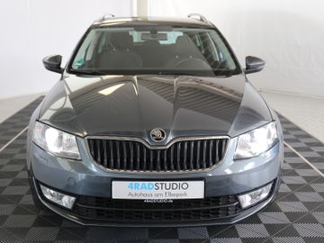 Skoda Octavia COMBI EDITION XENON PDC ANHÄNGERKUPPLUNG