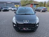 Peugeot 3008 1.6 THP Premium"Pano"Multi-Media" AHK - Peugeot 3008 Premium mit Benzin-Antrieb