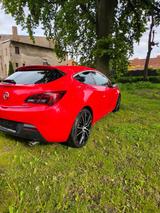 Opel Astra J GTC - Opel Astra aus 2011: Coupe