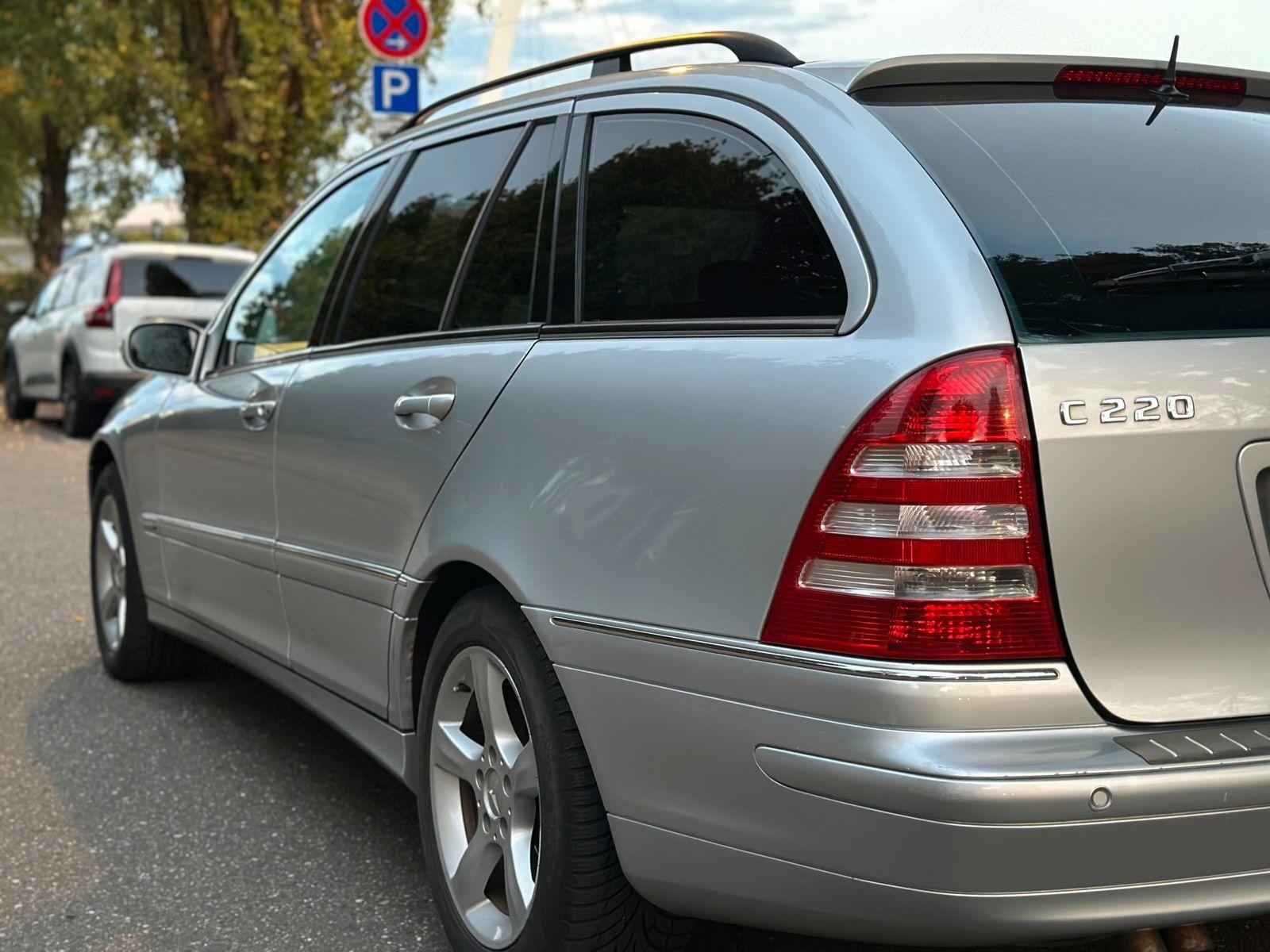 Mercedes-Benz C220 2006 — photo 7