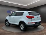 Kia Sportage Vision 2WD 2.HAND+8FACH BEREIFT - gebrauchte Kia Sportage aus dem Jahr 2015